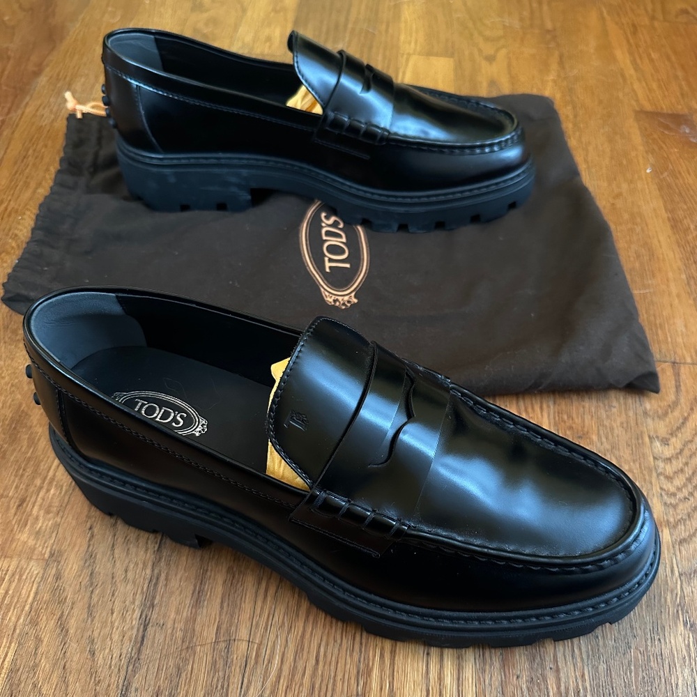 New Unworn Tod’s Loafers - Size 42
